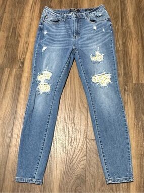 Judy Blue High Waist Lemon Patch Skinny Jeans Distressed 11/30
